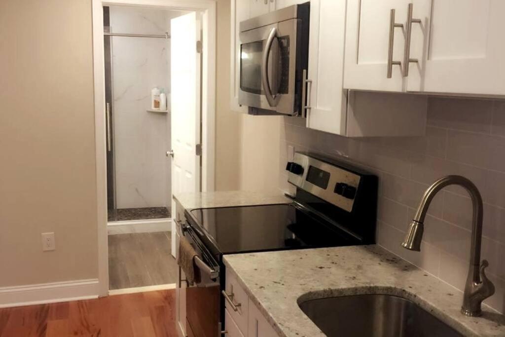 Modern Cozy Unit Near Geno'S & Pat'S Apartman Philadelphia Kültér fotó